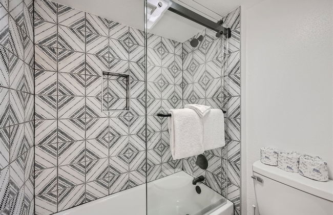 Rock Wren Poolside 3 BDR Condo - Foto 18