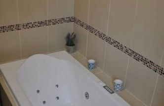 Villa Cléa, belle propriété provençale, jardin, piscine, au calme - Foto 15