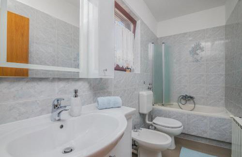 Marina Porat - Foto 14