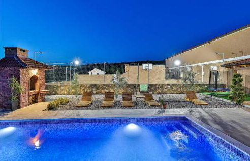 Beautiful Home In Ugljane With Wifi - Foto 14