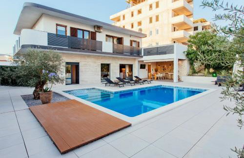 heated pool apartment KaLeGa - Foto 17