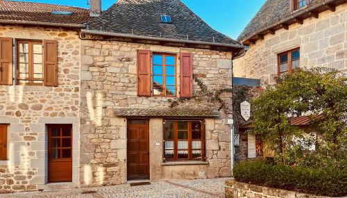 Maison au coeur de MARCOLES, 2ch, 4pers, jardin - Foto 2