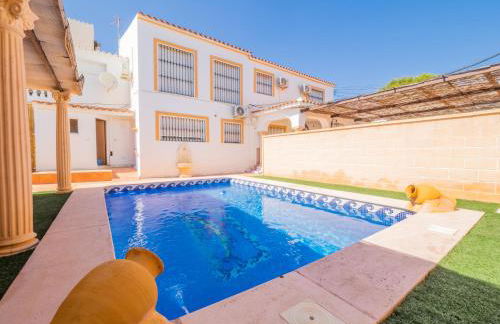 Cubo's Villa Paraiso - Photo 53