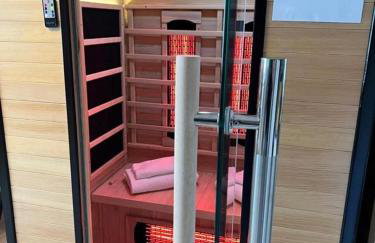 Kingfisher Lodge - Private Hot Tub - Infrared Sauna - Dog Friendly - Foto 25