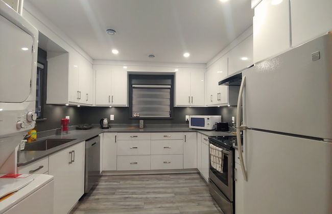 Sarla Villa Surrey - Photo 15