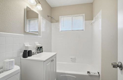 Wyndham Hills Getaway Modern Comfort Awaits - Foto 8