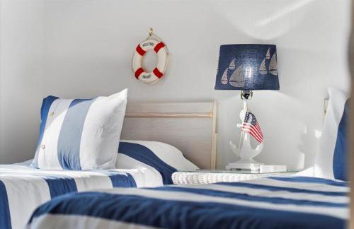 Waterfront - Private Pool - Pet Friendly - Photo 12