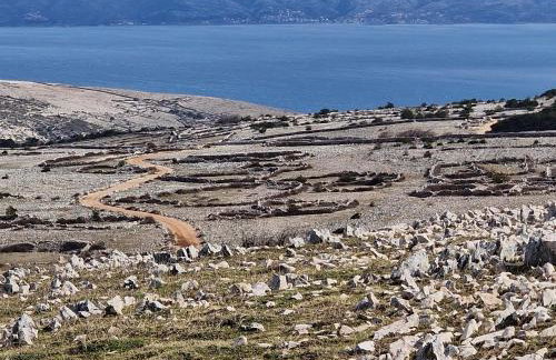 SWIM and CLIMB BAŠKA HOLIDAY HOUSE - island KRK - Foto 77