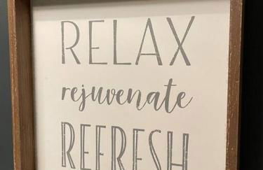 Beautiful Waterfront with Dock Firepit Hot tub - Foto 39