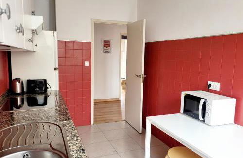 AMPLIO PISO LUMINOSO CERCA DEL CAMINO Y CATEDRAL C3 - Photo 11