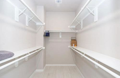 3BR 2 & half Bath Townhouse Modern Spacious Retreat Near Lake Conroe! - Foto 12