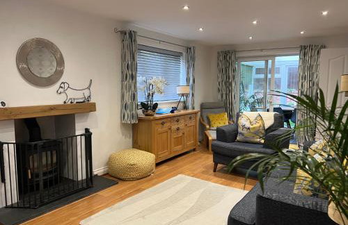 Monty Cottage, Exmouth Coastal Boutique House - Photo 33