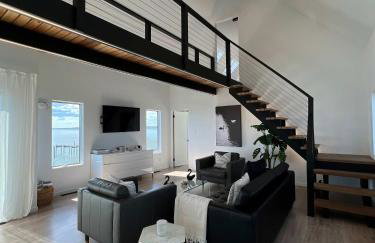 Black Swan- Beachfront Home with Year-Round Jacuzzi - Foto 4