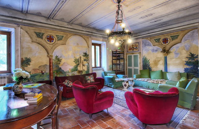 Stunning Farmhouse with Swimming Pool & Hot Tub in Umbria - Foto 12