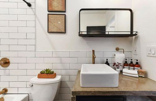 HostWise Stays - The Lodi - Lower Lawrenceville, Beautiful! - Foto 24