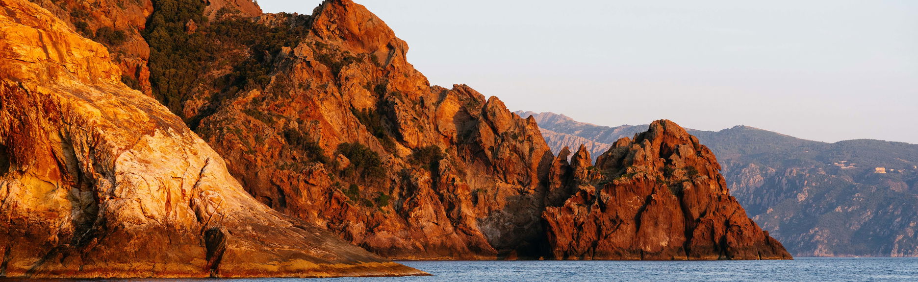 Excursión en barco a Scandola