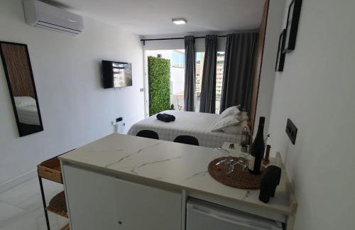 BlumLuxury Apartment - Photo 11