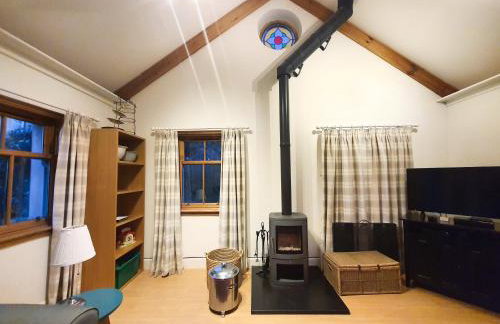 Edinburgh 2-Bedroom Cottage with Parking - Ground Floor - Foto 4