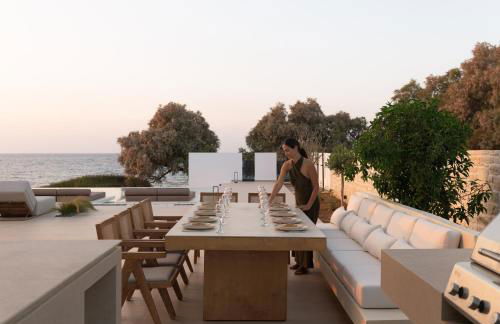 Asea Villa, Spectacular right-on-the-beach Retreat, By ThinkVilla - Foto 17