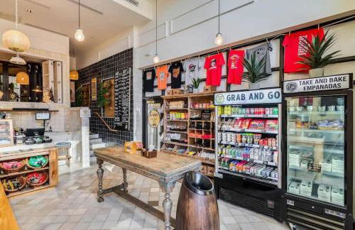 DT Gym Pool Rooftop 5 min walk to Stadiums - Foto 30