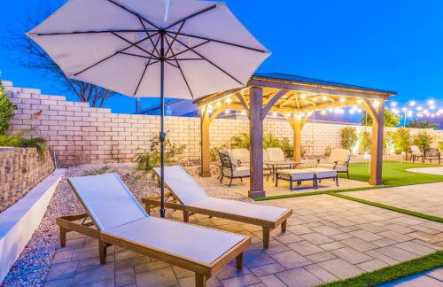 GAMEROOM, King Beds, Movie Projector, Heated Saltwater Pool, Golf and Games! - Foto 58