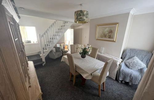 Contractors Corporate Welcome Charress House - Photo 7