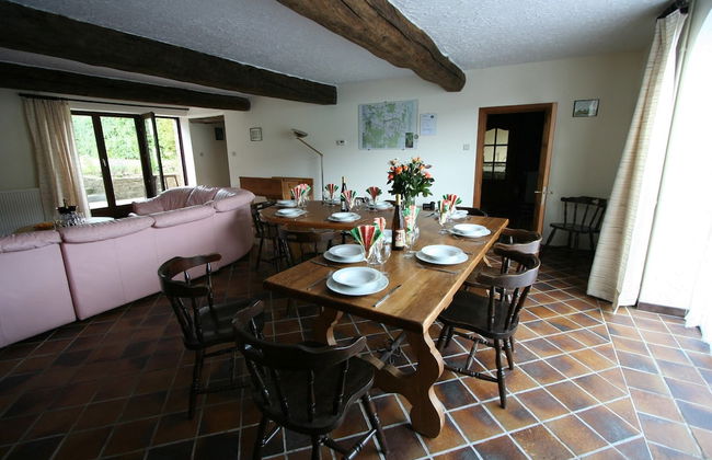 Winenne Home With Hot Tub - Photo 16