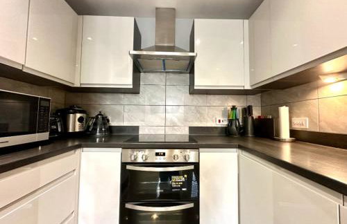 Ideal 4 Bedroomed House in Bicester - Foto 12