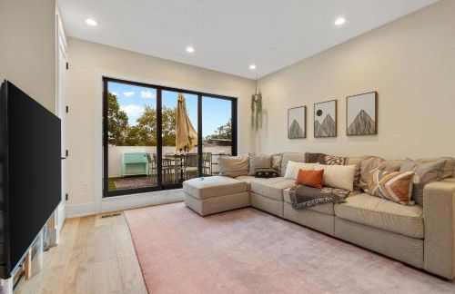 Central DC 5-BR Townhome - Walk to METRO-rail - Foto 21