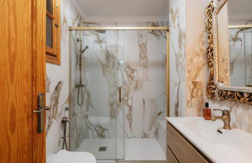 chalet, villa rodeada de naturaleza piscina a doce klm de Valencia y 7 del aeropuerto - Photo 17