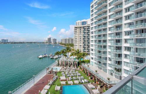 1100 West South Beach Luxe Miami Condos by Joe Semary - Foto 1