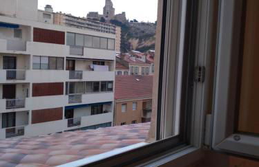 T2 Vue sur la Basilique de Notre Dame de la Garde - Foto 4