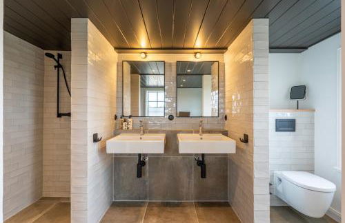 Rickmer's Hoff Reetdachhaus mit Sauna und Kamin - Foto 5