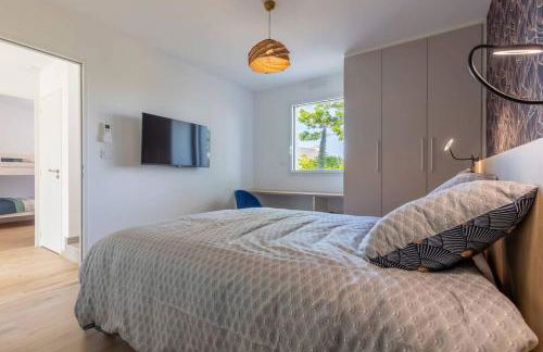 Villa ELISA Piscine Intérieure partagée chauffée à 29 degrés à 100m de la plage - Foto 25