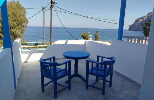 WHITE & BLUE Kamari - Foto 9