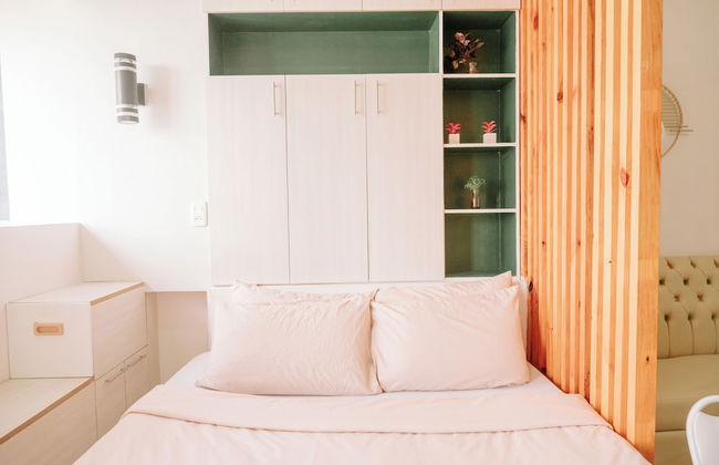 Sleek & Stylish Urban Loft - Photo 1