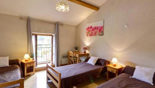 Gîte accueillant pour 7 pers avec cheminée et terrasse - FR-1-496-225 - Foto 4