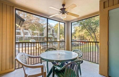 2 MI to USF + Long Term Stays allowed + Gym + Pool - Foto 50