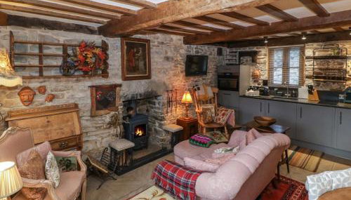 Hoarders Cottage - Foto 4