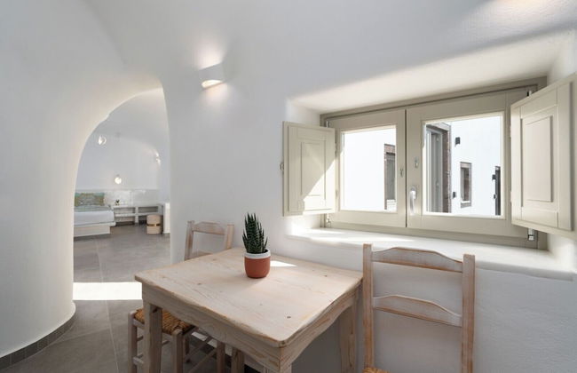 Yiota Collection 4 Suites & 4 Prive Jacuzzi - Foto 31