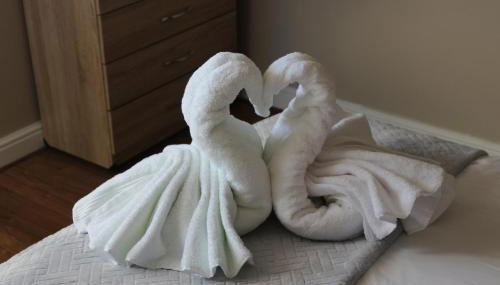 York Place Beautiful Apartment 5 Bedrooms Sleeps 9 - Foto 3