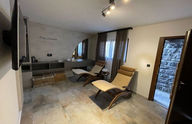 House of Five Senses - Photo 17