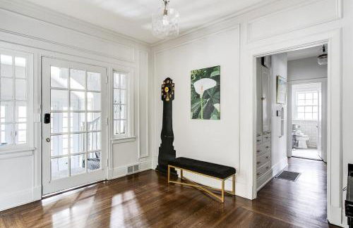 Regal Mansion with Private Garden in Quiet Area-Family Friendly - Foto 9