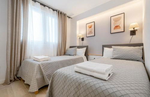 Magical 2BR Condo in the Heart of Cambrils - Photo 18