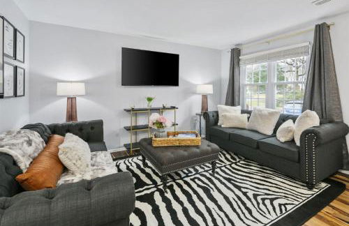 Modern, Office, Fast WiFi, 40 Mins to DC - Foto 5