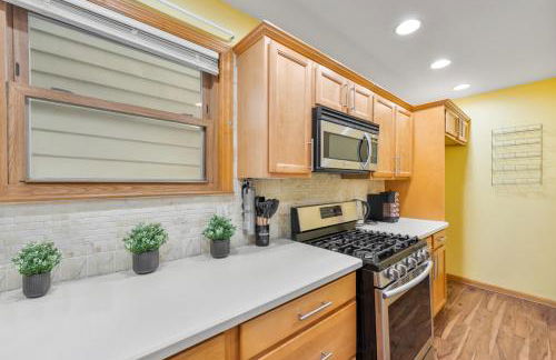 5MIN walk NYC Train Massage Chair Sleeps 12Plus - Foto 18