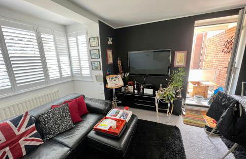 CENTRAL HOVE Large 2 bedroom Private residence with PARKING & BEACH HUT - Foto 7