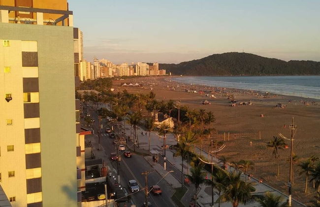 Apto Frete mar vista panorâmica Praia - Foto 16