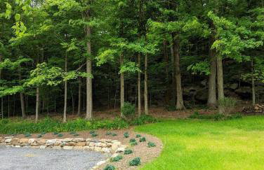 Berkshire Vacation Rentals: Centrally Located Historical Home - Foto 25