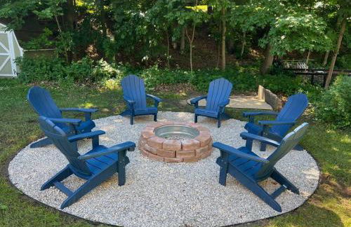 Blissful Boyne City Retreat: Luxurious & Modern! Sleeps 15! - Foto 15